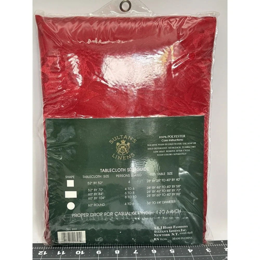 New Sultan's‎ Linens RED Poinsetta Holiday Tablecloth 60